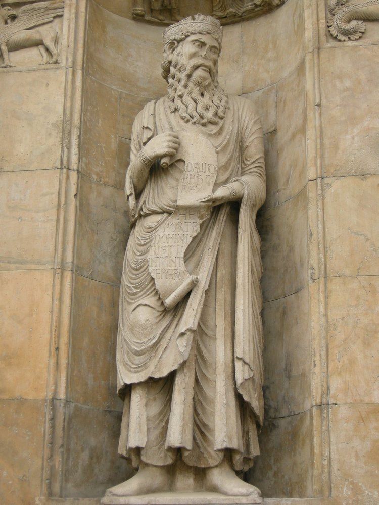 Benedetto Antelami FileDuomo di fidenza sculture a sx del portale cle re
