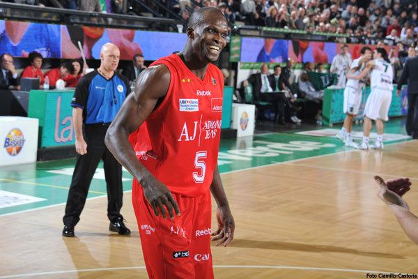 Benjamin Eze Europe Benjamin Eze retourne Sienne NEWS BASKET BEAFRIKA