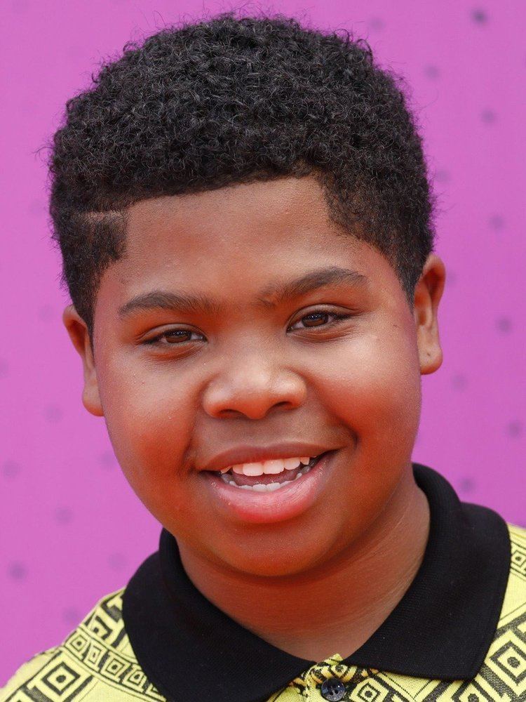 Benjamin Flores Jr. (Error with Link) Bio Wiki Photos Videos