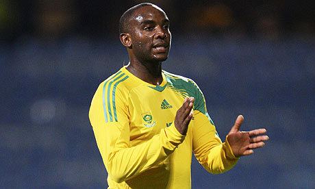 Benni McCarthy Didier Drogba supports campaign for Benni McCarthy to earn