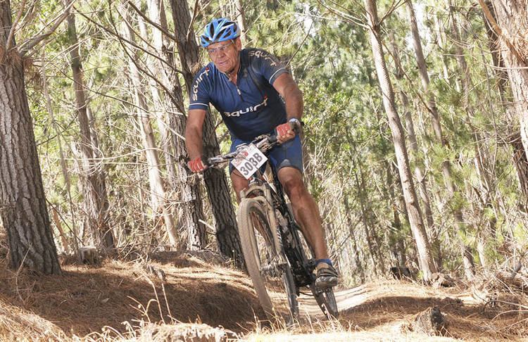 Bennie Reynders Bennie Reynders Untold Adventure of W2W 2016 Into Cycling Newspaper
