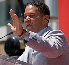 Benny Medina httpsuploadwikimediaorgwikipediacommonsthu