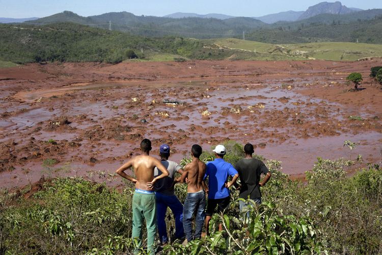 Bento Rodrigues dam disaster Red Sludge From Brazilian Dam Collapse Reaches the Atlantic The