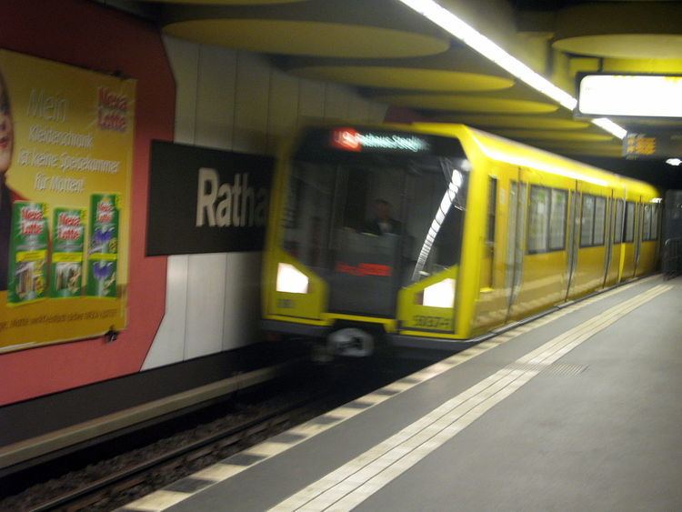 Berlin Rathaus Steglitz station