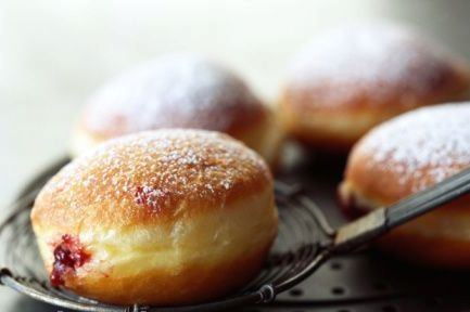 Berliner (doughnut) Berliner Doughnuts A Tradition That Conquered US Flavoured