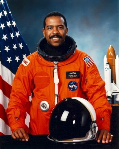 Bernard A. Harris Jr. Astronaut Bio Bernard Harris 199