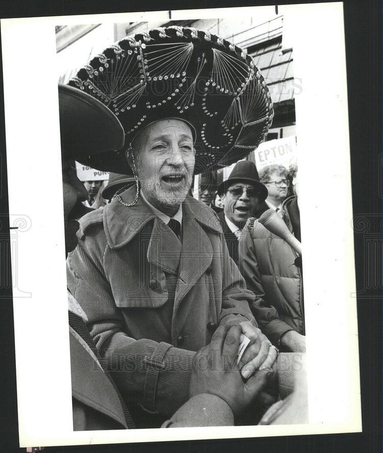 Bernard Epton 1983 Press Photo Bernard Epton Illinois Representative Sombrero