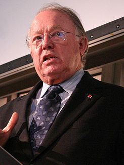 Bernard Landry httpsuploadwikimediaorgwikipediacommonsthu