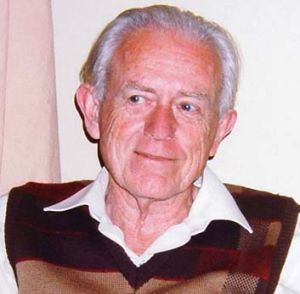 Bernard Mills Professor Bernard Mills A pioneer in radio astronomy