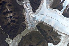 Bernardo Glacier httpsuploadwikimediaorgwikipediacommonsthu