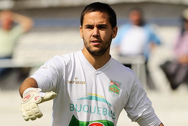 Bernardo Long BERNARDO LONG LLEG AL PAS PARA VINCULARSE A DEPORTIVO