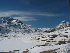 Bernina Pass httpsuploadwikimediaorgwikipediacommonsthu