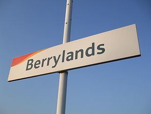 Berrylands httpsuploadwikimediaorgwikipediacommonsthu