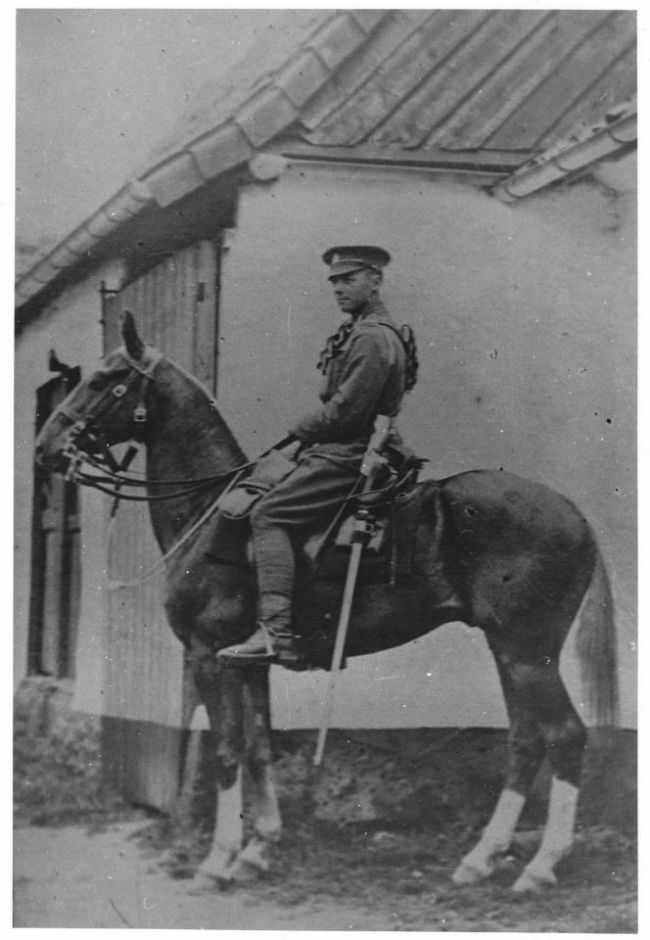 Bert Main Grave Marker for Songster the Oldest War Horse Trooper Bert Main