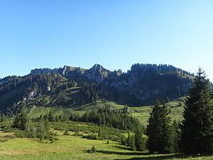 Besler (mountain) httpsuploadwikimediaorgwikipediacommonsthu