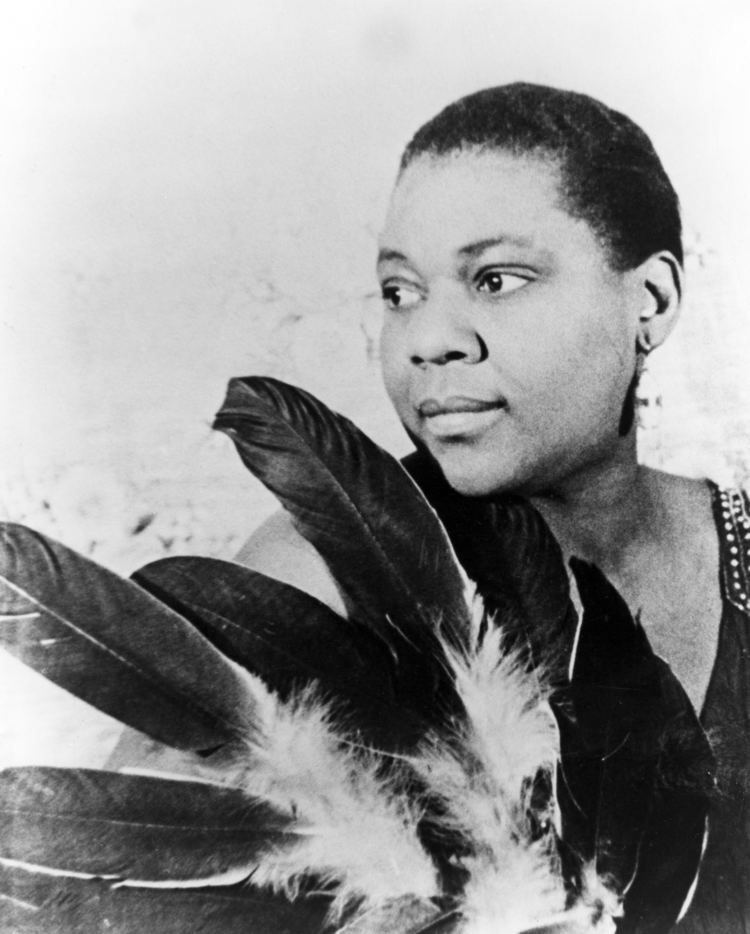 Bessie Smith Dee Rees Will Direct Queen Latifah In Bessie Smith Biopic