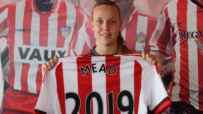 Beth Mead Sunderland Ladies39 striker Beth Mead signs new deal Tyne