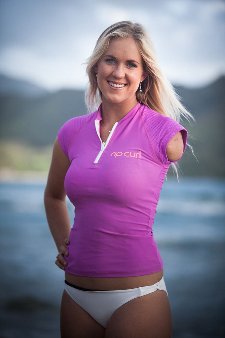 Bethany Hamilton Soul Surfer39 Bethany Hamilton is pregnant with her first