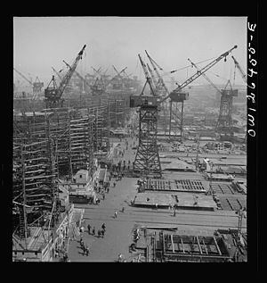 Bethlehem Fairfield Shipyard httpsuploadwikimediaorgwikipediacommonsthu