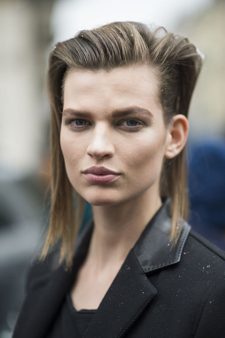Bette Franke Grungy hair and muted lips worked in the best way for
