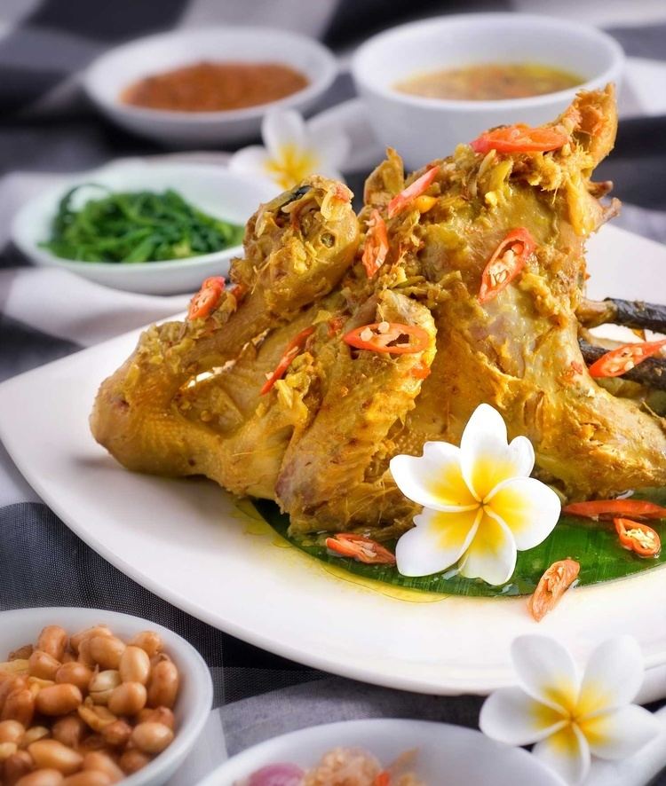 Betutu Ayam Betutu Balinese style chicken Indonesian Foods Pinterest
