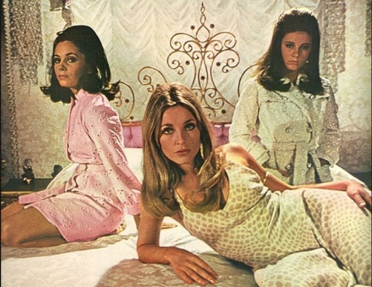 Beyond the Valley of the Dolls movie scenes 1960scampiestmovies