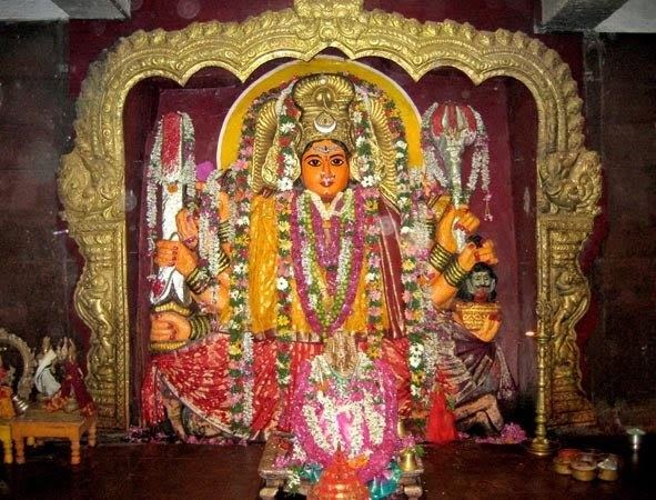 Bhadrakali Temple, Warangal httpswwwtemplepurohitcomwpcontentuploads2