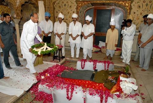 Bhawani Singh Maharaja of Jaipur Bhawani Singh passes away Photo6 India Today