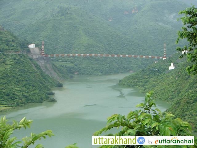 Bhilangna River wwwuttarakhandwsvarresizestehrinewtehri002