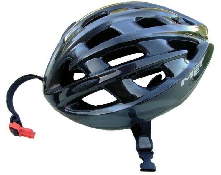 Bicycle helmet