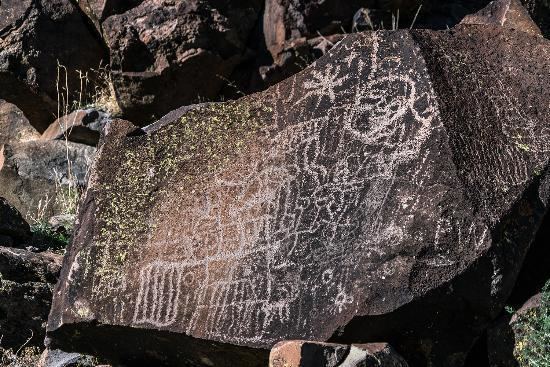 Big and Little Petroglyph Canyons Little Petroglyph Canyon Ridgecrest CA Top Tips Before You Go