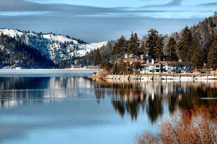 Big Bear Lake, California httpssmediacacheak0pinimgcomoriginals41
