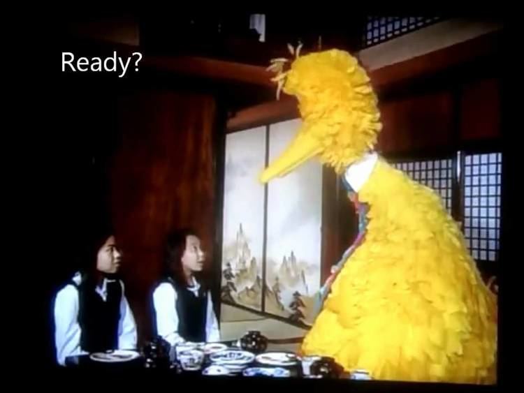 Big Bird in Japan Big Bird Learns Japanese YouTube