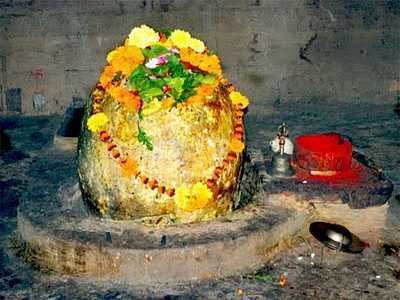 Bijli Mahadev Bijli Mahadev Shiva Lingam Temple Kullu