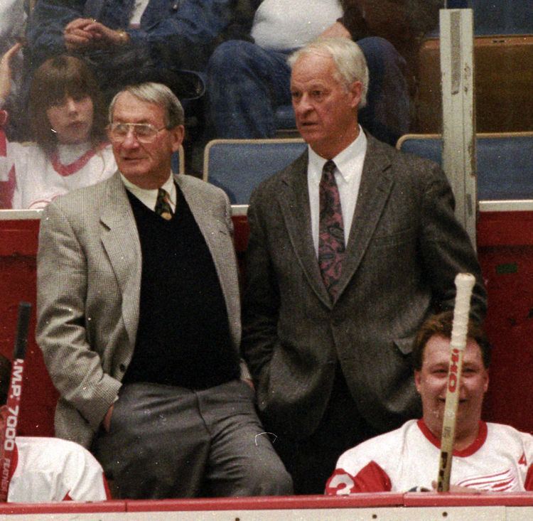 Bill Dineen Former Red Wings coach Bill Dineen dies Local poststarcom