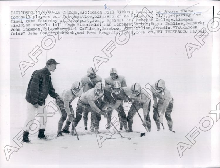 Bill Vickroy 1959 La Crosse State Football Coach Bill Vickroy Team Practice Press
