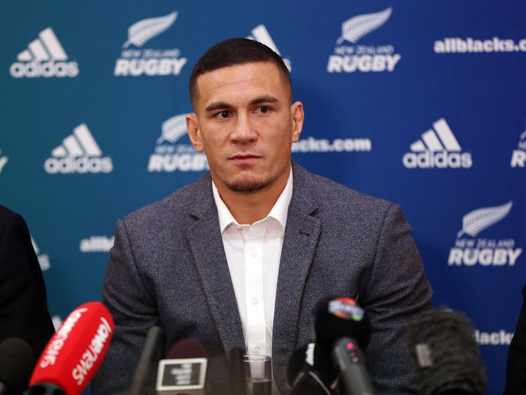 Bill Williams (journalist) Sonny Bill Williams New Zealand centre agrees new contract until