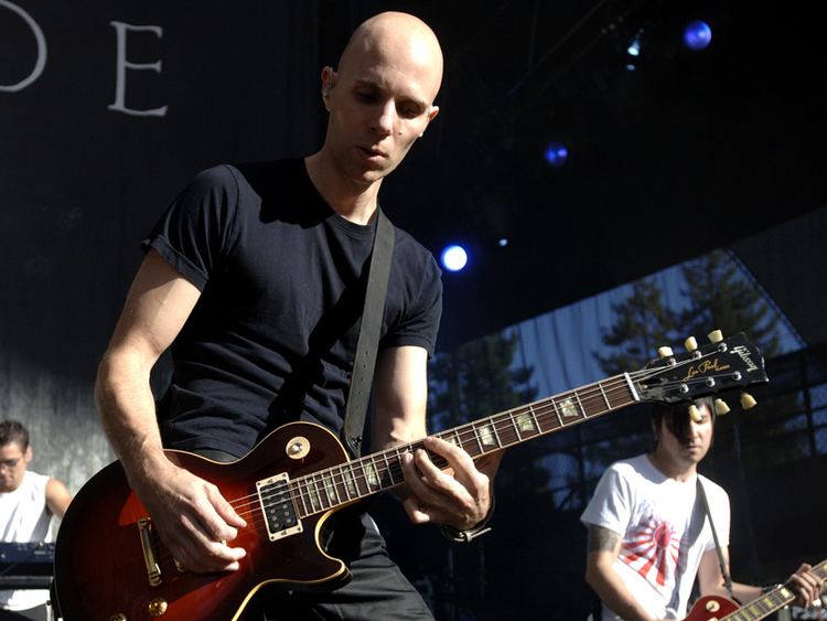 Billy Howerdel Billy Howerdel talks A Perfect Circle Ashes Divide and
