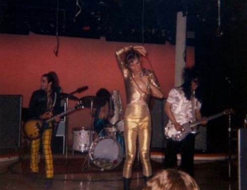 Billy Murcia New York Dolls with Billy Murcia on drums Johnny THUNDERS from