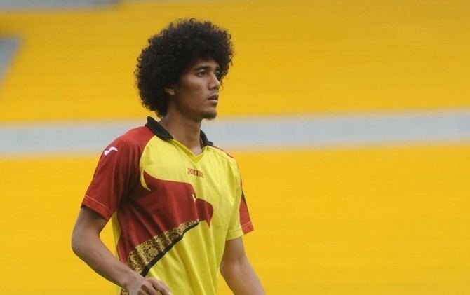 Bio Paulin Sriwijaya FC Ancam Putus Kontrak Bio Paulin dan Ahmad Maulana