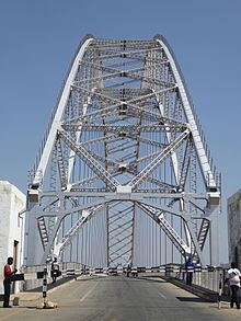 Birchenough Bridge httpsuploadwikimediaorgwikipediacommonsthu