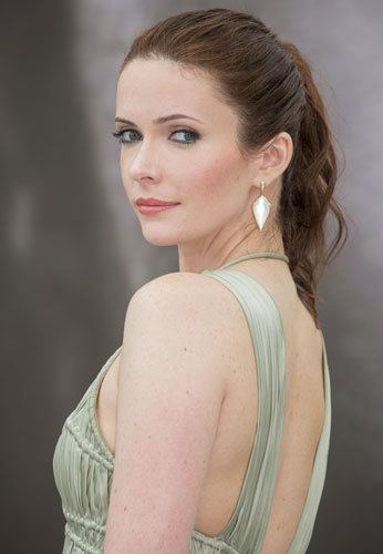 Bitsie Tulloch Grimm39s Bitsie Tulloch Shares Her Beauty Secrets Real