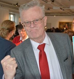 Björn Eriksson (civil servant) Bjrn Eriksson fortstter som ordfrande fr Skerhetsbranschen