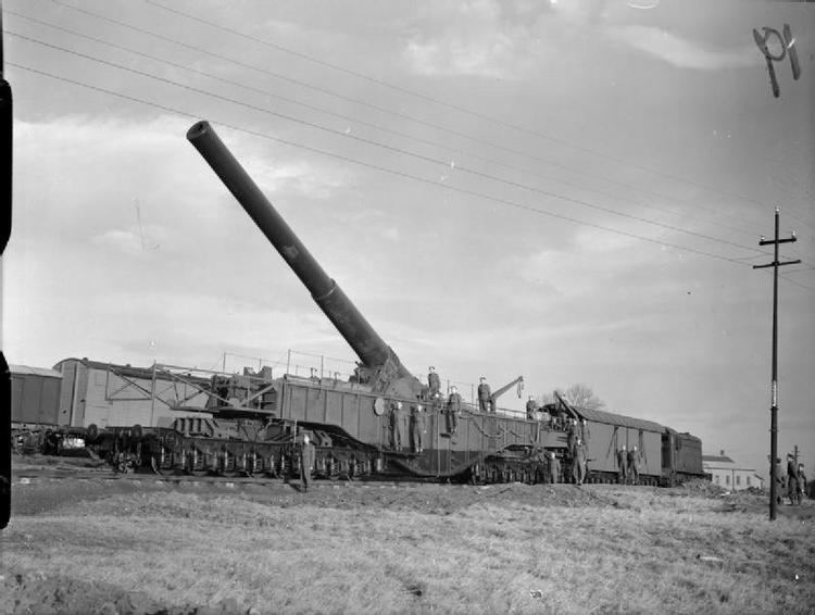 BL 18 inch railway howitzer