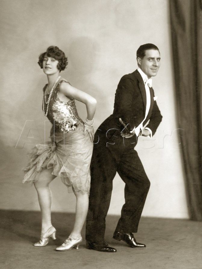 Black Bottom (dance) Dancers Perform the Black Bottom 1926 Photographic Print by Scherl