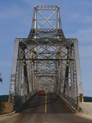 Black Hawk Bridge httpsbridgehuntercomphotos1016101696Mjpg