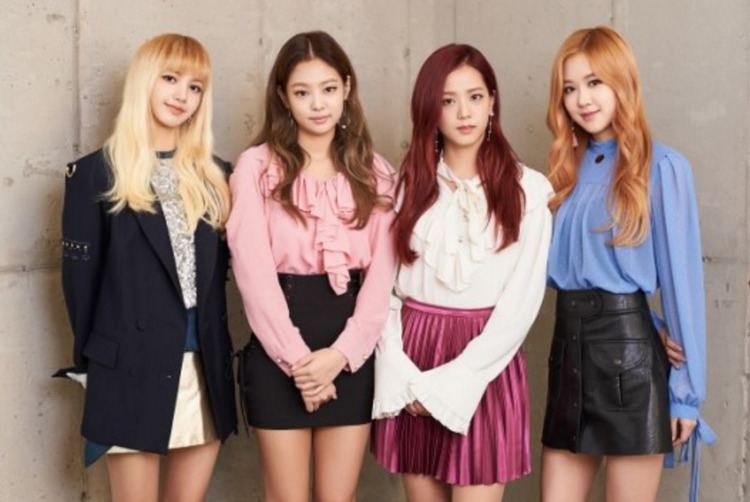 Black Pink BLACKPINK Members Reveal What Ideal Types Make Their Hearts Flutter