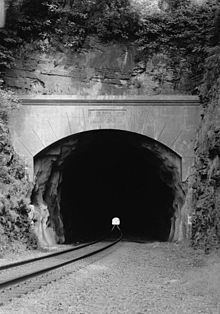 Black Rock Tunnel httpsuploadwikimediaorgwikipediacommonsthu