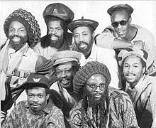 Black Roots (band) httpsuploadwikimediaorgwikipediacommonsthu