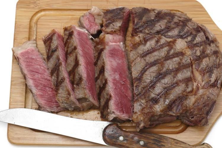 Blade steak How to Cook a Blade Steak LIVESTRONGCOM